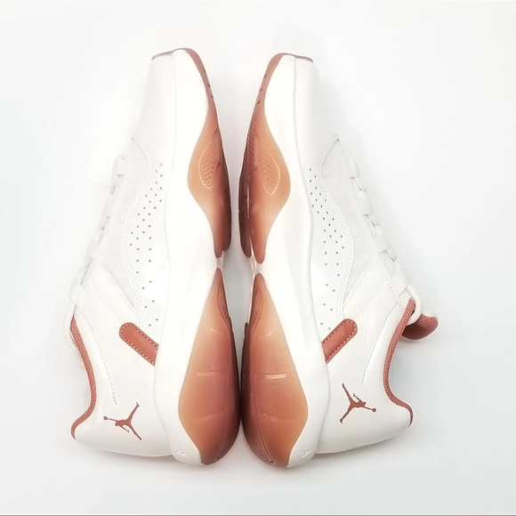 AIR JORDAN 11 CMFT SAIL/SKY J ORANGE LOW DV2629-108 Womens Size 9.5 Nike NEW - Picture 3 of 5